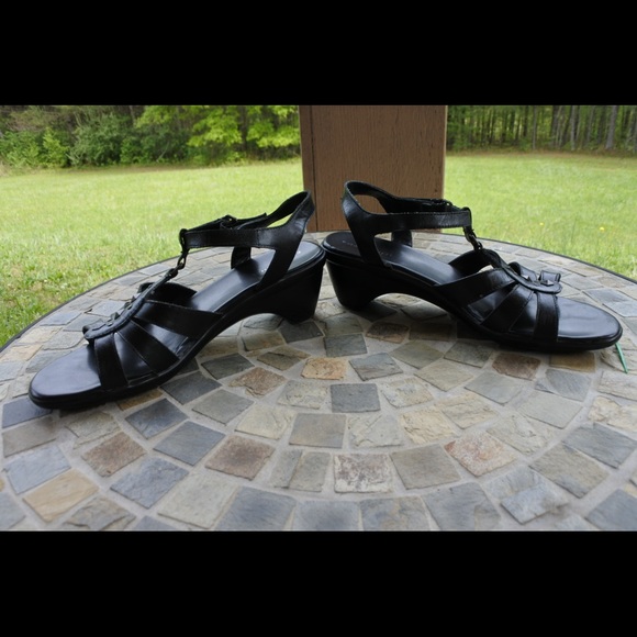 Studded Sandals by easySpirit - Picture 4 of 7